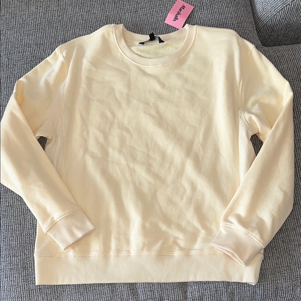 Pale yellow Sweatshirt